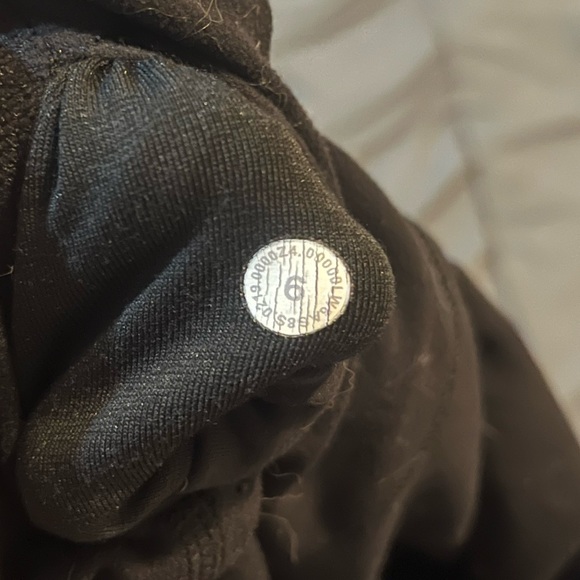 Lululemon Align crop black legging - Picture 3 of 3